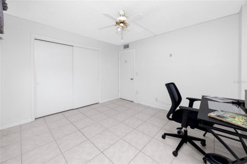 Condominio en venta en Clearwater, Florida, 2 dormitorios, 116.13 m2 № 1805147 - foto 29