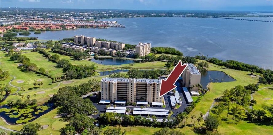 Condominio en Clearwater, Florida, 2 dormitorios № 1805147