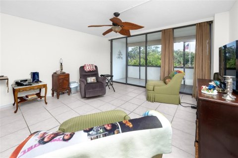 Condominio en venta en Clearwater, Florida, 2 dormitorios, 116.13 m2 № 1805147 - foto 19