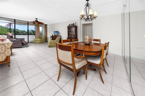 Condominio en venta en Clearwater, Florida, 2 dormitorios, 116.13 m2 № 1805147 - foto 18