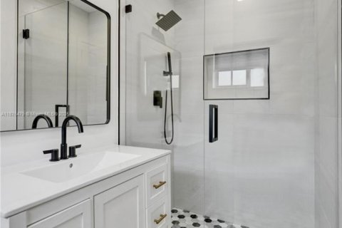 Villa ou maison à vendre à Hollywood, Floride: 3 chambres, 112.41 m2 № 1922908 - photo 28