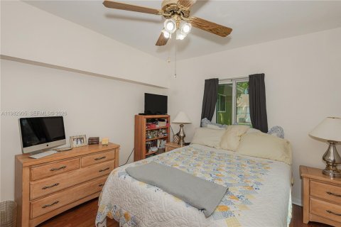 Купить виллу или дом в Майами, Флорида 3 спальни, 159.61м2, № 2052118 - фото 11