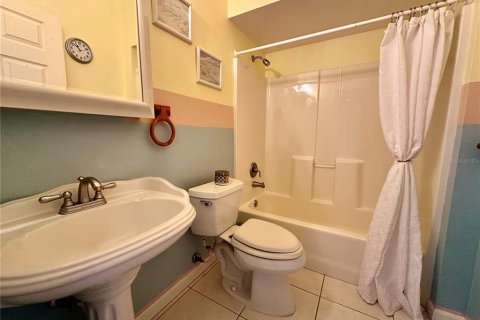 House in Haines City, Florida 4 bedrooms, 163.51 sq.m. № 1353013 - photo 25