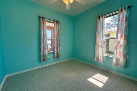 House in Haines City, Florida 4 bedrooms, 163.51 sq.m. № 1353013 - photo 24