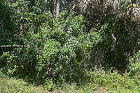 Terreno en venta en Palm Bay, Florida № 2081174 - foto 2