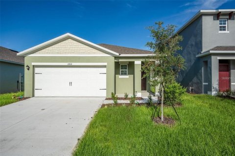 House in Davenport, Florida 3 bedrooms, 150.97 sq.m. № 2225568