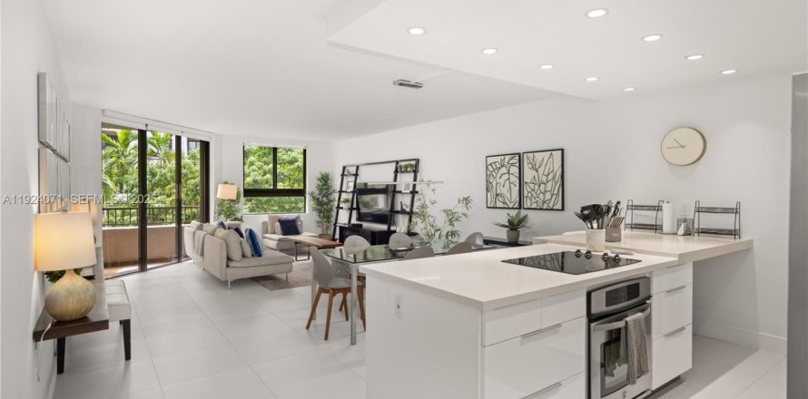 Condominio en Key Biscayne, Florida, 3 dormitorios № 1993892