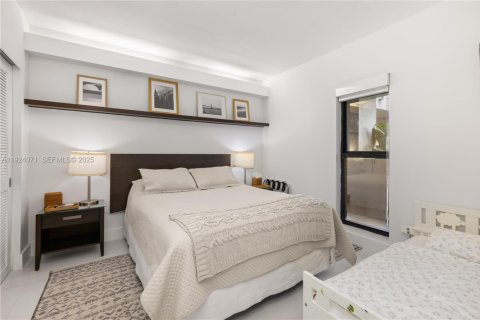 Condominio en venta en Key Biscayne, Florida, 3 dormitorios, 159.79 m2 № 1993892 - foto 6