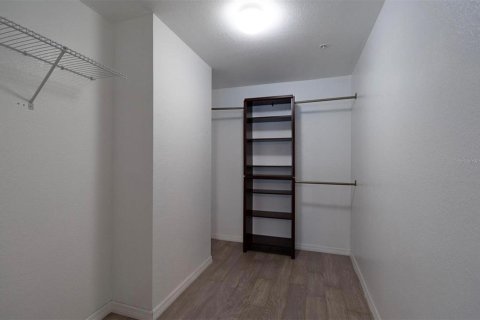 Condominio en alquiler en Orlando, Florida, 2 dormitorios, 96.9 m2 № 1877267 - foto 12