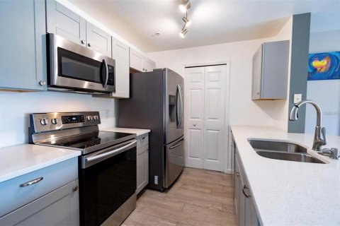 Condominio en alquiler en Orlando, Florida, 2 dormitorios, 96.9 m2 № 1877267 - foto 6