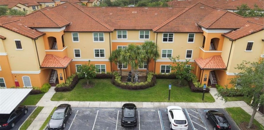 Condominio en Orlando, Florida, 2 dormitorios  № 1877267