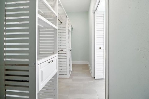Casa en venta en Saint Petersburg, Florida, 5 dormitorios, 235.69 m2 № 1904735 - foto 30