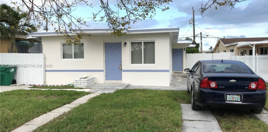 Villa ou maison à Miami, Floride 2 chambres, 81.29 m2 № 2021031