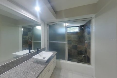 Villa ou maison à louer à Odessa, Floride: 4 chambres, 225.66 m2 № 1853309 - photo 13
