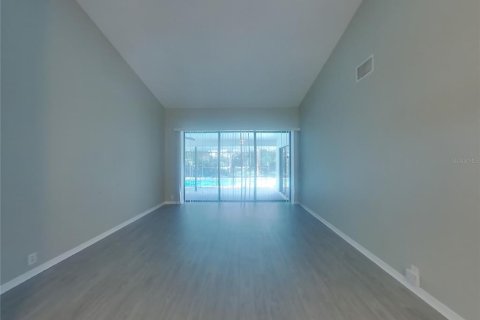 Villa ou maison à louer à Odessa, Floride: 4 chambres, 225.66 m2 № 1853309 - photo 2