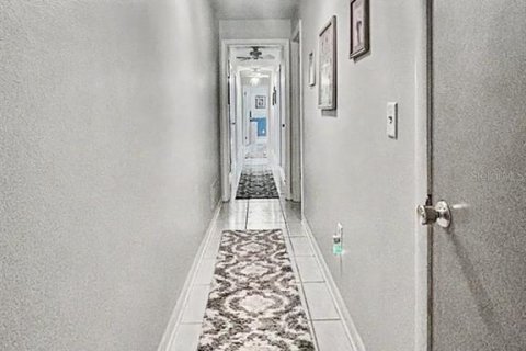 Casa en venta en Winter Haven, Florida, 4 dormitorios, 196.21 m2 № 2205533 - foto 18