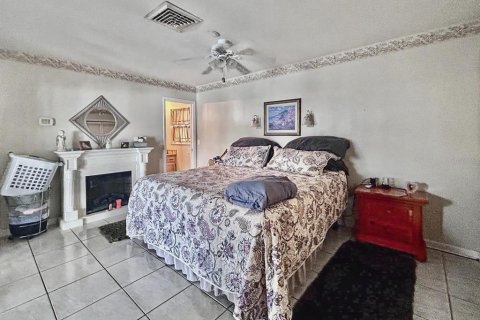 Casa en venta en Winter Haven, Florida, 4 dormitorios, 196.21 m2 № 2205533 - foto 27