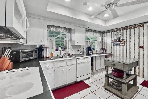 Casa en venta en Winter Haven, Florida, 4 dormitorios, 196.21 m2 № 2205533 - foto 16