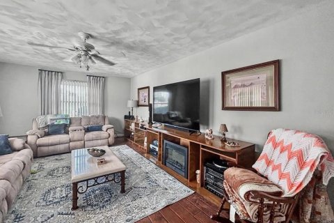 Casa en venta en Winter Haven, Florida, 4 dormitorios, 196.21 m2 № 2205533 - foto 6