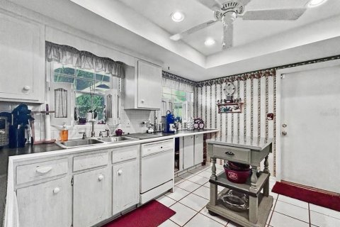 Casa en venta en Winter Haven, Florida, 4 dormitorios, 196.21 m2 № 2205533 - foto 17