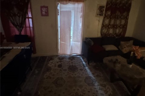 Casa en venta en Miami, Florida, 3 dormitorios, 117.15 m2 № 1993437 - foto 3