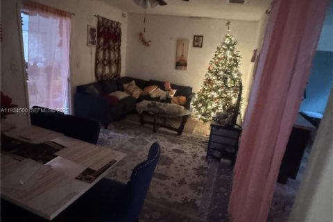 Casa en venta en Miami, Florida, 3 dormitorios, 117.15 m2 № 1993437 - foto 4