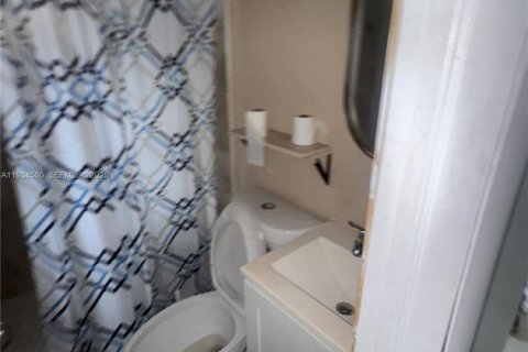 Casa en venta en Miami, Florida, 3 dormitorios, 117.15 m2 № 1993437 - foto 18