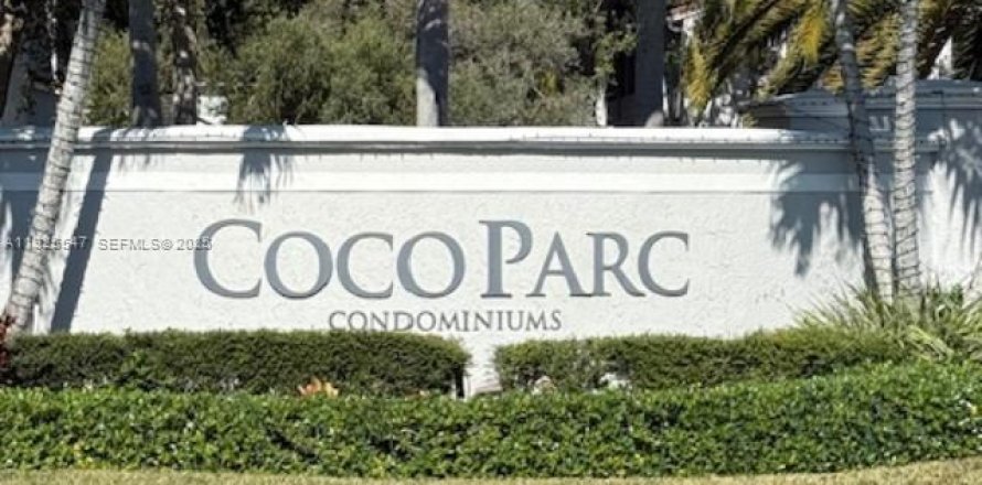 Condo in Coconut Creek, Florida, 2 bedrooms № 2054495