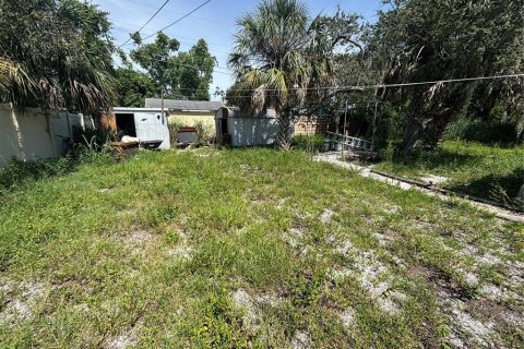 House in Saint Petersburg, Florida 3 bedrooms, 124.02 sq.m. № 1866341 - photo 7