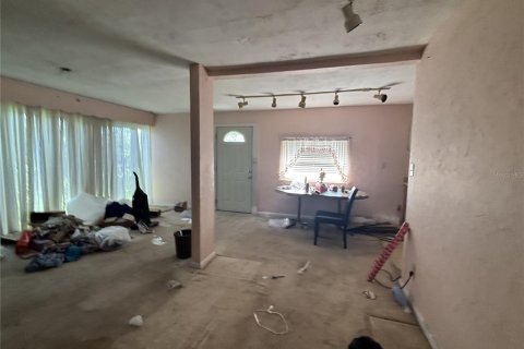 House in Saint Petersburg, Florida 3 bedrooms, 124.02 sq.m. № 1866341 - photo 13