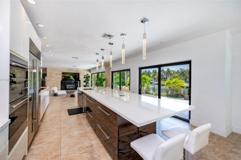 Villa ou maison à vendre à Coral Gables, Floride: 4 chambres, 251.77 m2 № 1923999 - photo 27