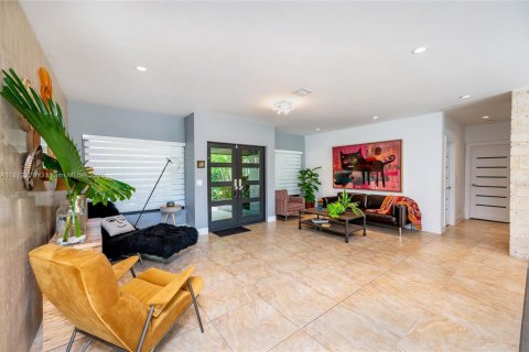 Villa ou maison à vendre à Coral Gables, Floride: 4 chambres, 251.77 m2 № 1923999 - photo 25