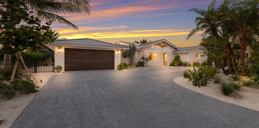 Villa ou maison à Holmes Beach, Floride 4 chambres, 243.87 m2 № 1826481