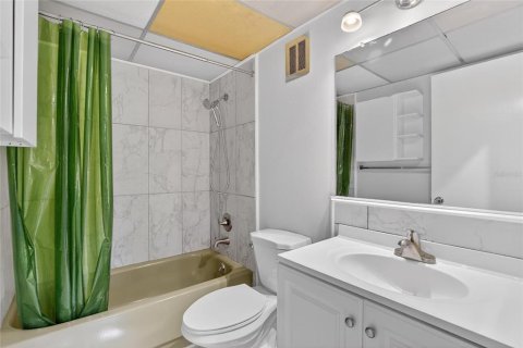 Купить кондоминиум в Клируотер, Флорида 7 комнат, 83.61м2, № 2208689 - фото 23