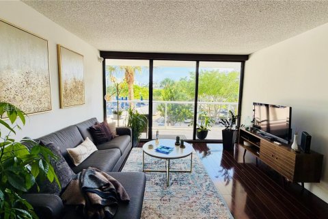 Condo in Aventura, Florida, 2 bedrooms  № 2265077