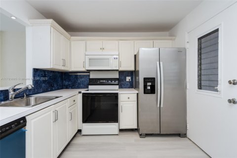 Condominio en venta en North Miami Beach, Florida, 2 dormitorios, 103.12 m2 № 1700521 - foto 7