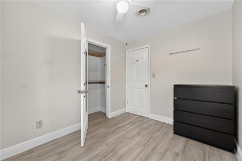 Villa ou maison à vendre à Orlando, Floride: 3 chambres, 76.92 m2 № 2388784 - photo 27
