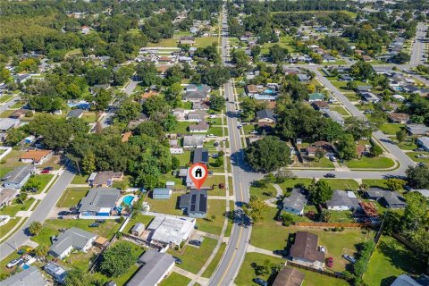 Villa ou maison à vendre à Orlando, Floride: 3 chambres, 76.92 m2 № 2388784 - photo 10