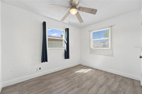Villa ou maison à vendre à Orlando, Floride: 3 chambres, 76.92 m2 № 2388784 - photo 30