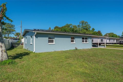 Villa ou maison à vendre à Orlando, Floride: 3 chambres, 76.92 m2 № 2388784 - photo 4