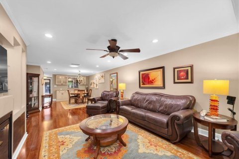 House in Clearwater, Florida 2 bedrooms, 130.06 sq.m. № 2222239 - photo 5