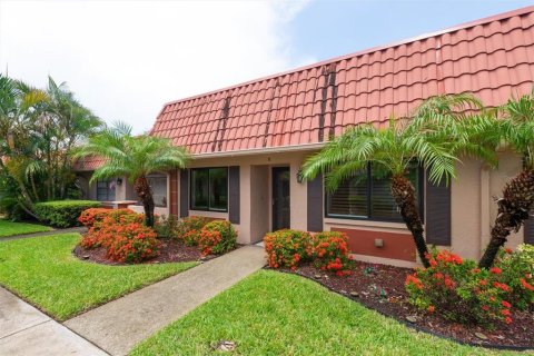 House in Clearwater, Florida 2 bedrooms, 130.06 sq.m. № 2222239 - photo 28