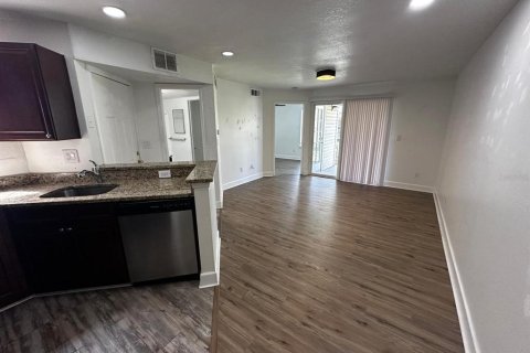 Condominio en alquiler en Orlando, Florida, 1 dormitorio, 48.87 m2 № 1913410 - foto 8