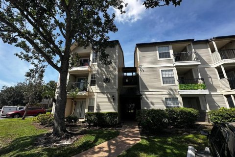 Condominio en alquiler en Orlando, Florida, 1 dormitorio, 48.87 m2 № 1913410 - foto 2