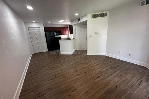 Condominio en alquiler en Orlando, Florida, 1 dormitorio, 48.87 m2 № 1913410 - foto 9