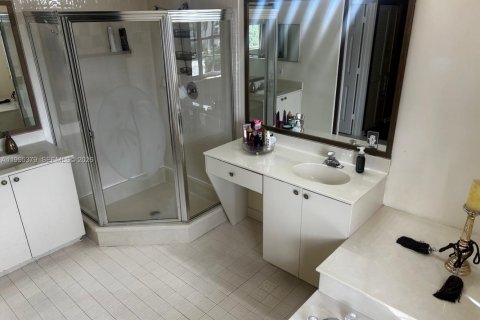 House in Miramar, Florida 4 bedrooms, 262.36 sq.m. № 2060331 - photo 30