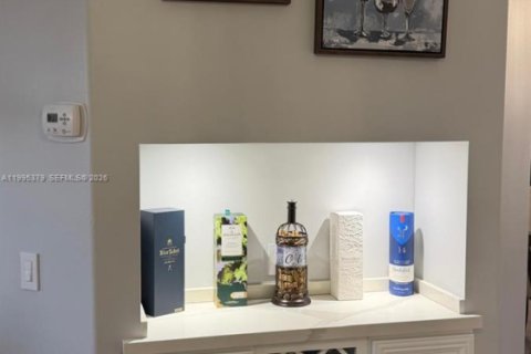 House in Miramar, Florida 4 bedrooms, 262.36 sq.m. № 2060331 - photo 13