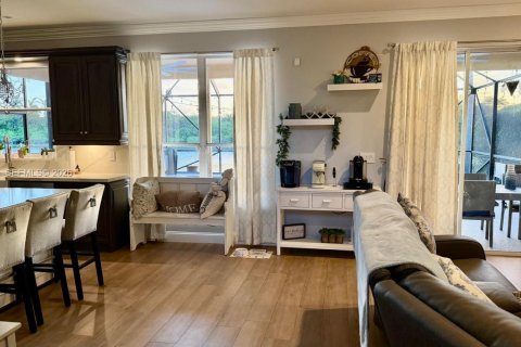 House in Miramar, Florida 4 bedrooms, 262.36 sq.m. № 2060331 - photo 9