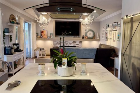 House in Miramar, Florida 4 bedrooms, 262.36 sq.m. № 2060331 - photo 7