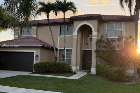 House in Miramar, Florida 4 bedrooms, 262.36 sq.m. № 2060331 - photo 2